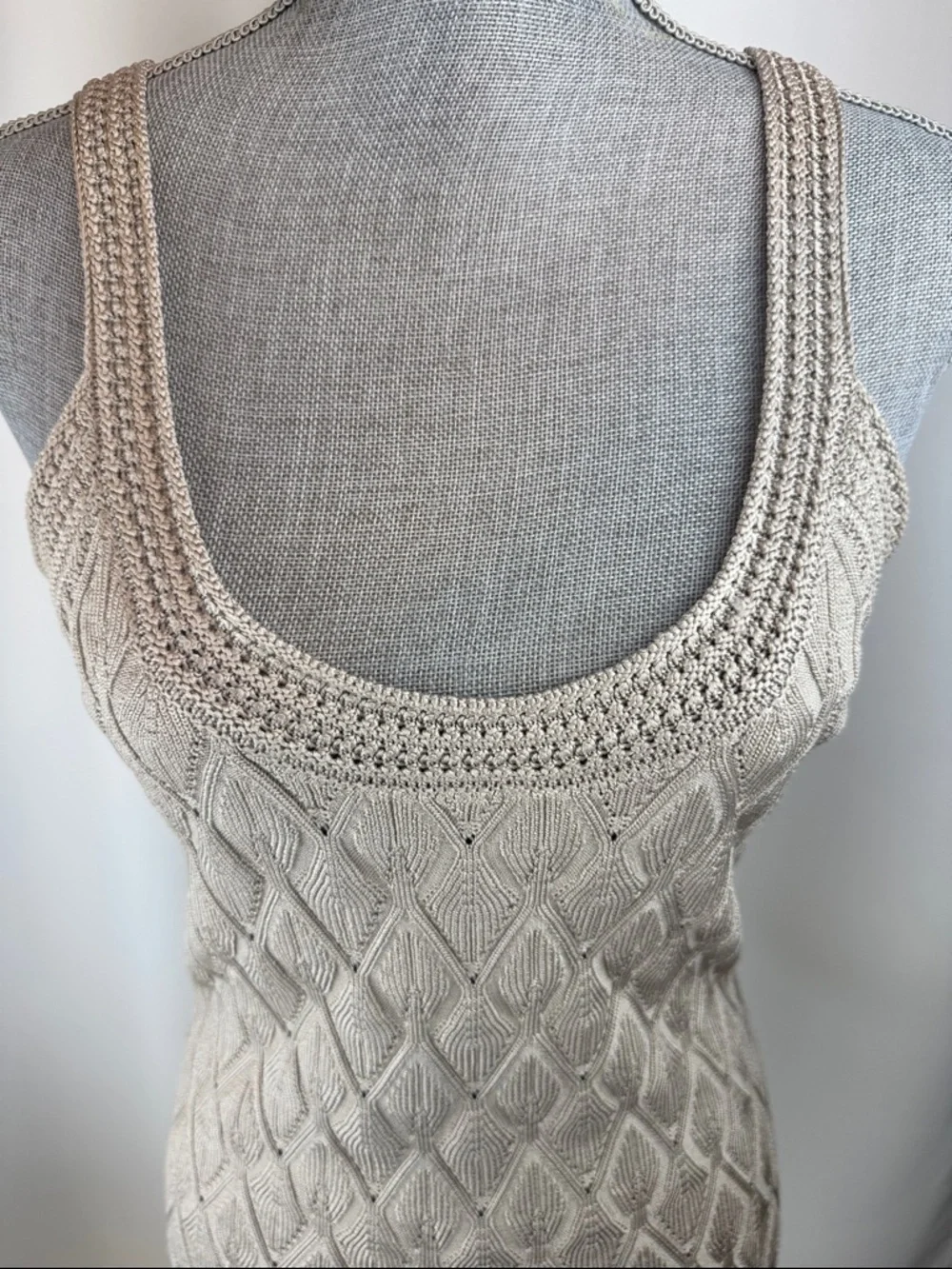 White House Black Market tan knit tank S-Small - Picture 3 of 16